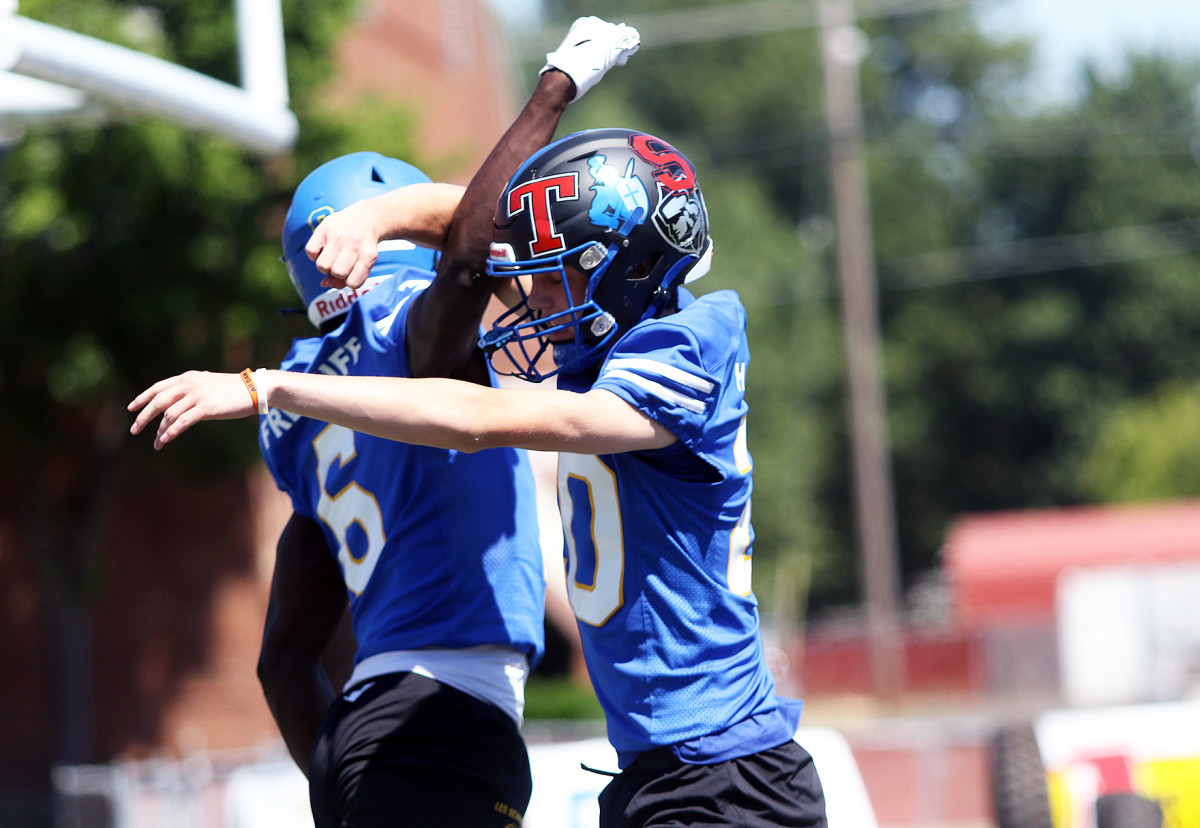 Noah Holub Valley Catholic Dan Brood 2